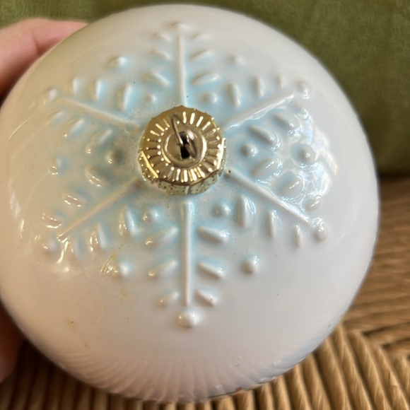 Hallmark 2008 Porcelain Houses on Main Street Ornament - No Box - Picture 7 of 9